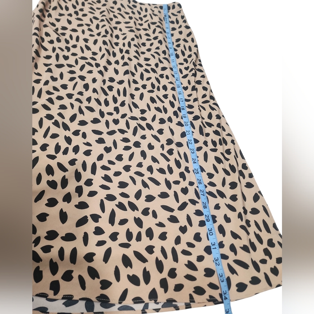 Vici Collection Emiliana Printed Midi Skirt, Ligh Weight. L - Picture 11 of 15